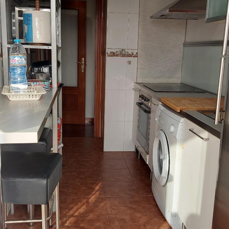 Soleado Piso Con Garaje Y Piscina A 8' Centro Apartment Кастро-Урдиалес Екстериор снимка